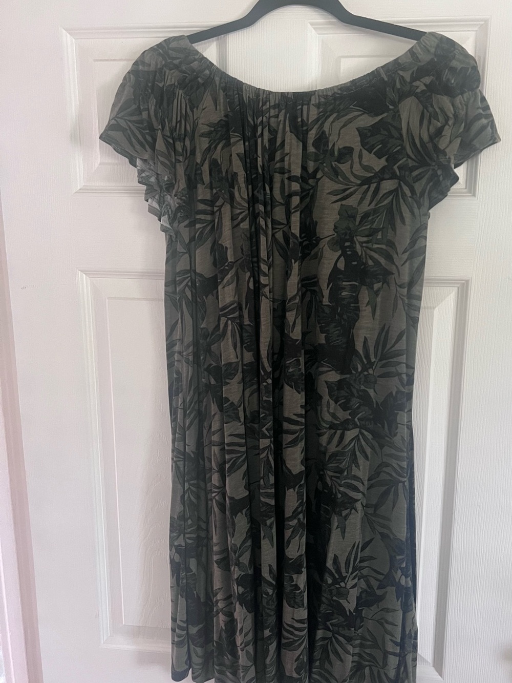 Old Navy Olive and Black Tropical Print Off-Shoulder Top
